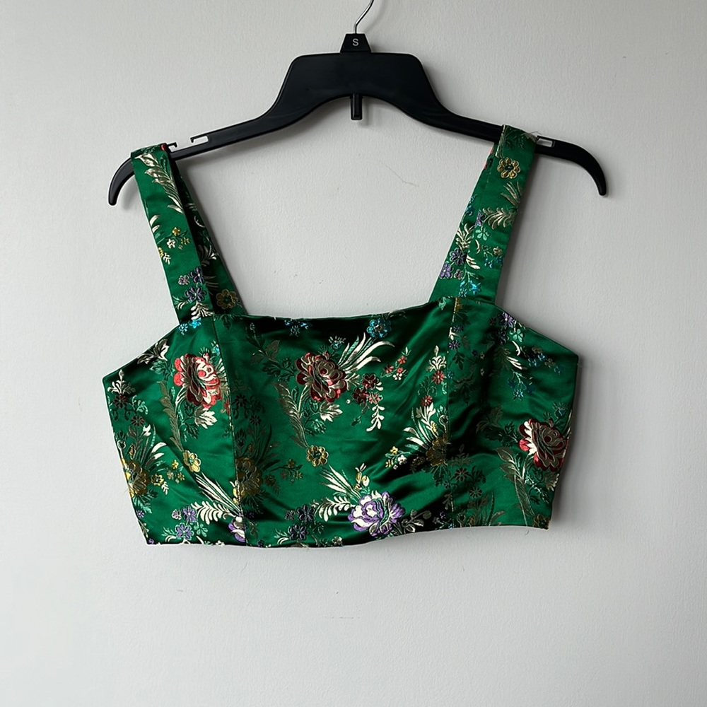 Cropped green top